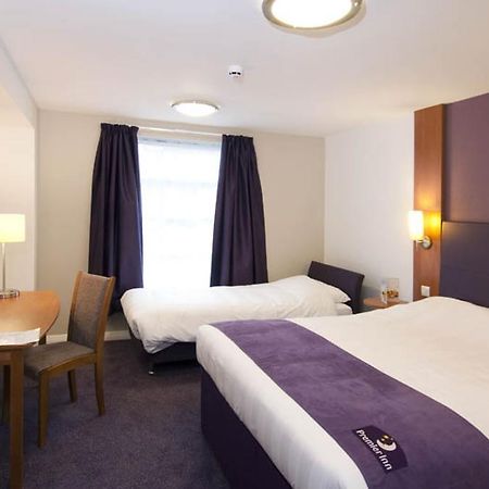 Premier Inn Newhaven Bagian luar foto