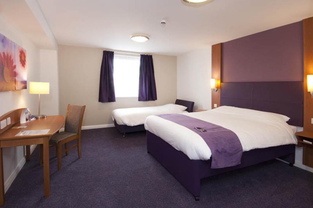 Premier Inn Newhaven Bagian luar foto