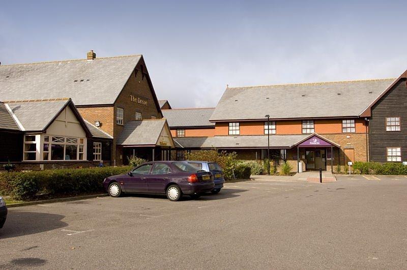 Premier Inn Newhaven Bagian luar foto