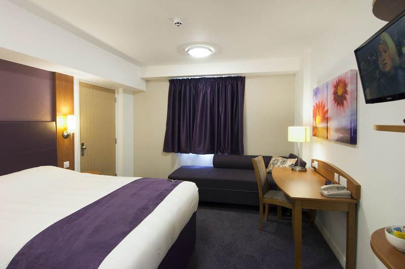 Premier Inn Newhaven Bagian luar foto